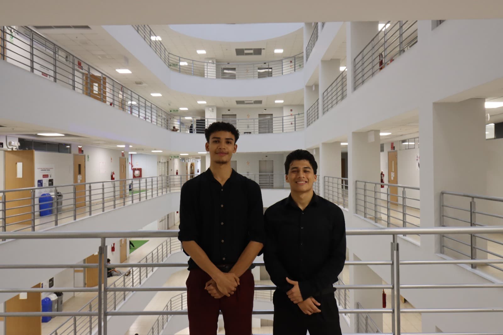 Gian y Leo, el equipo de Shadow Games Studio